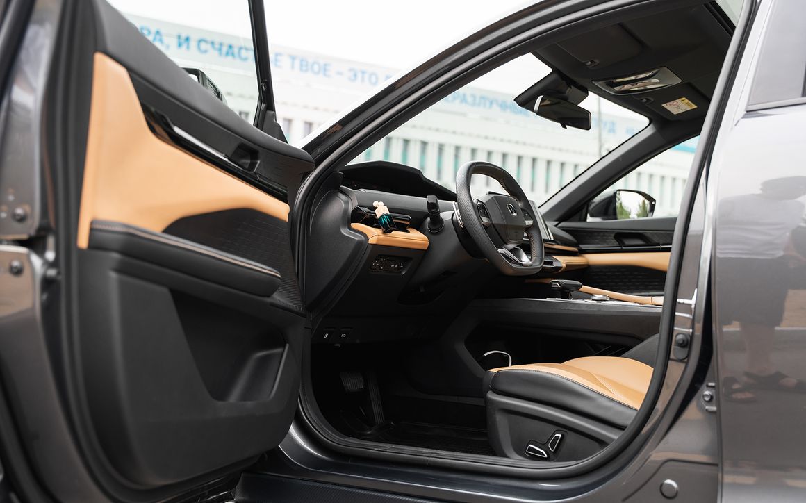 Changan UNI-V - image 16