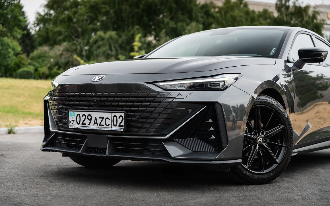 Changan UNI-V - image 7