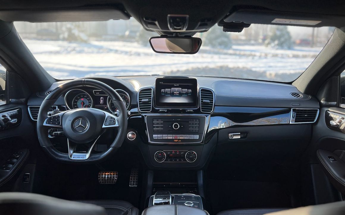 MERCEDES BENZ GLE AMG 63 - image 8