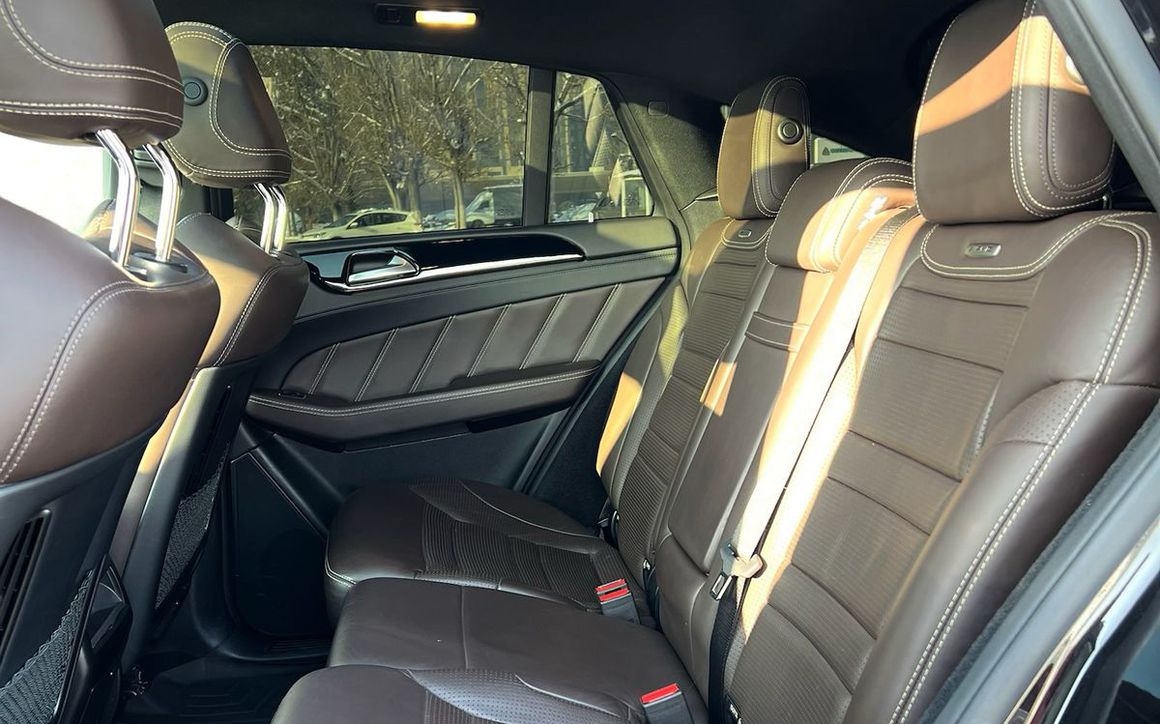 MERCEDES BENZ GLE AMG 63 - image 10