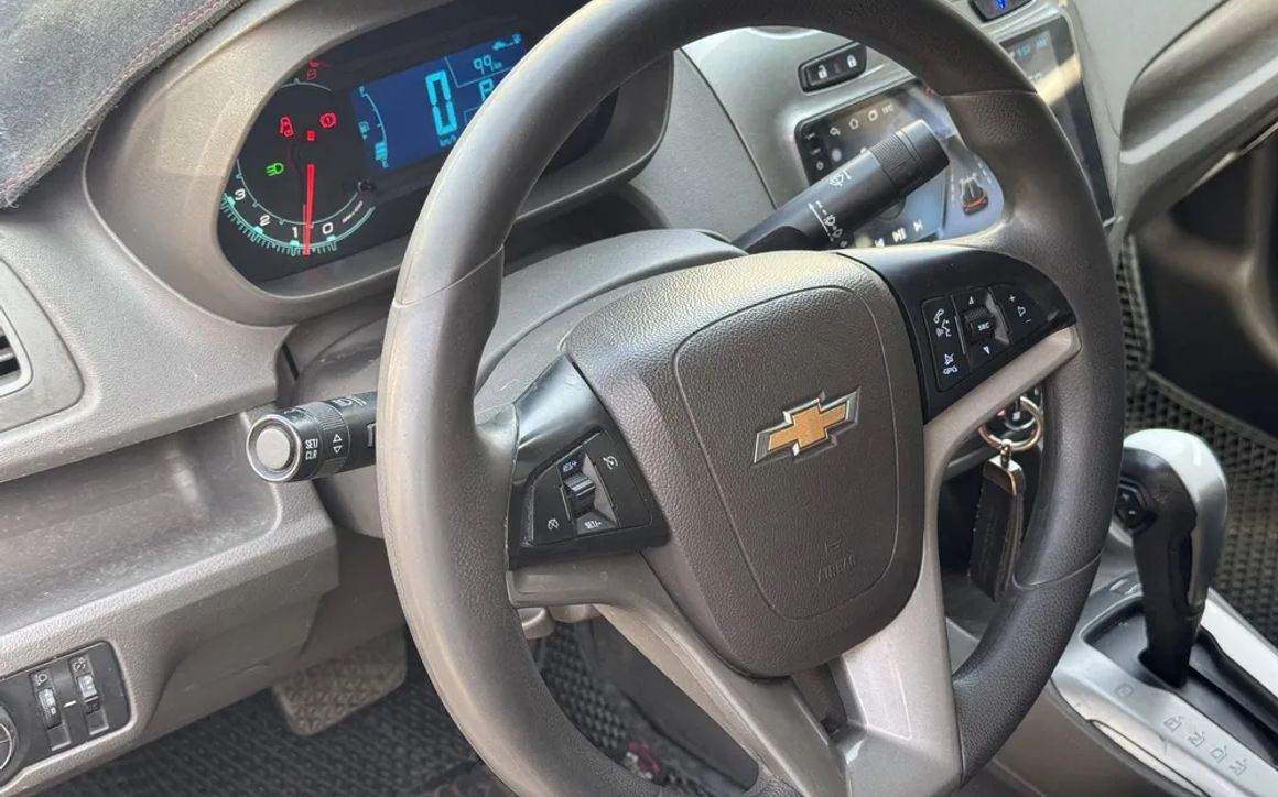 Chevrolet Cobalt - image 8