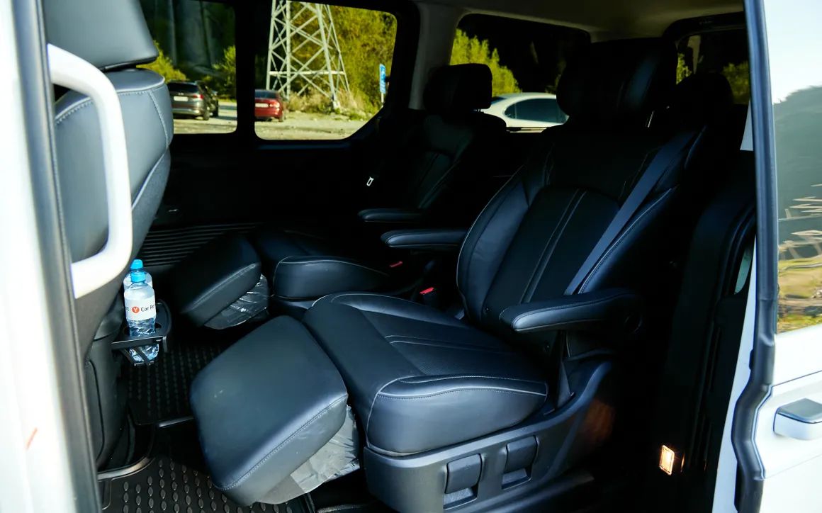 Hyundai Staria - image 18