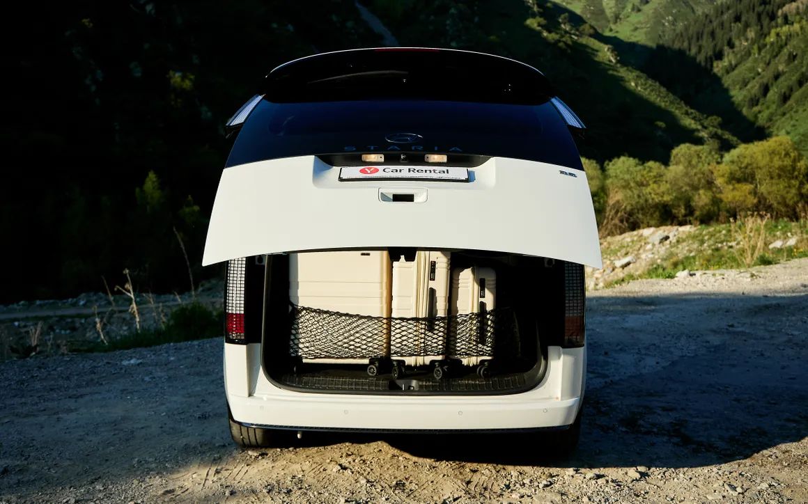 Hyundai Staria - image 10