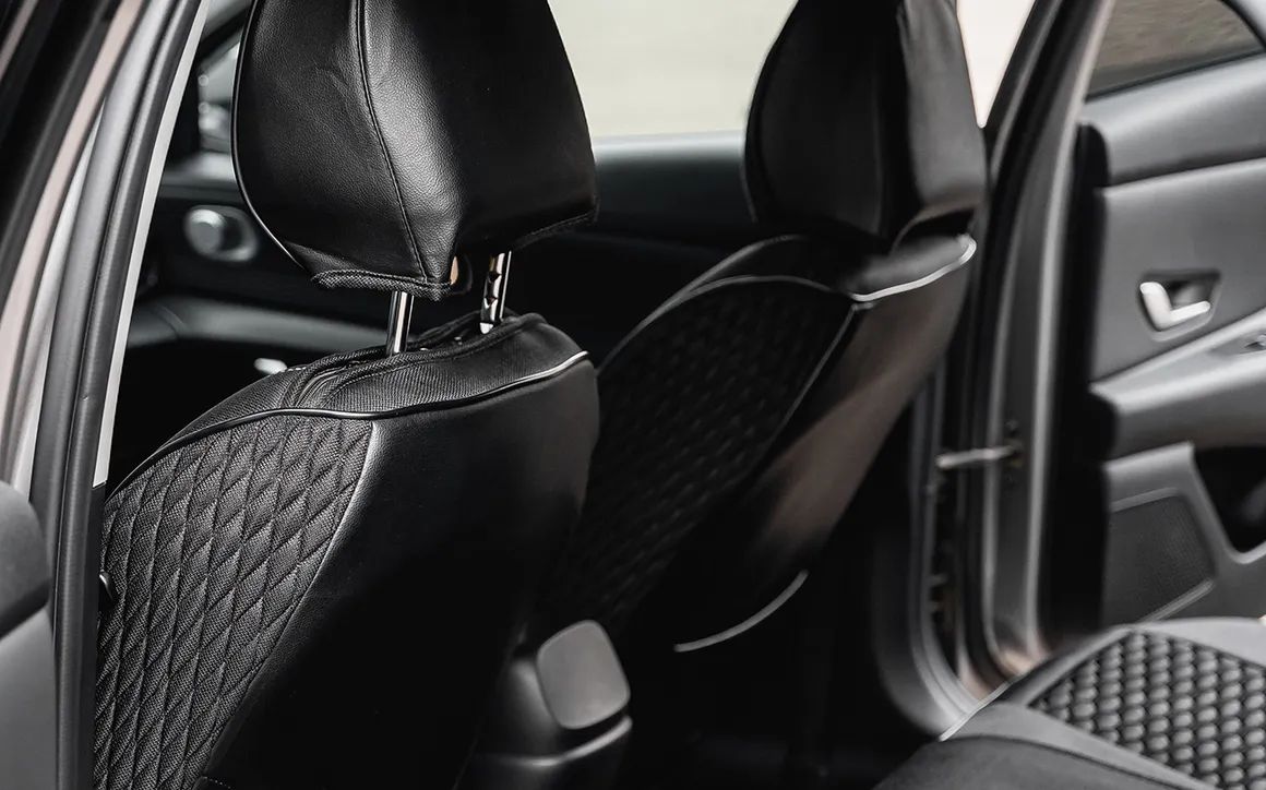 Hyundai Elantra - image 7