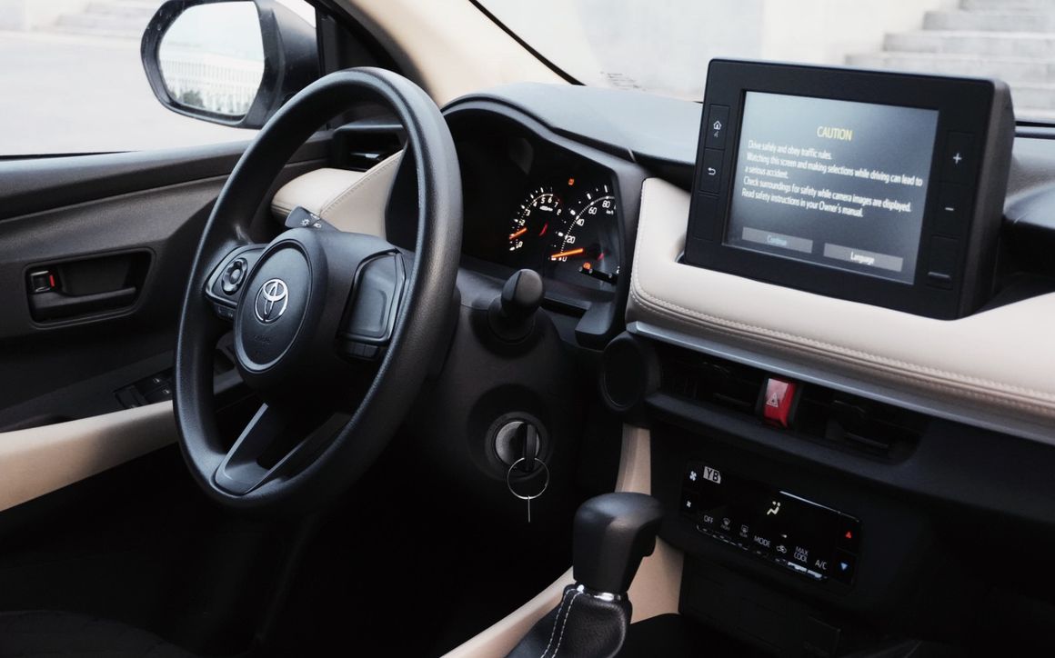 Toyota Yaris - image 7