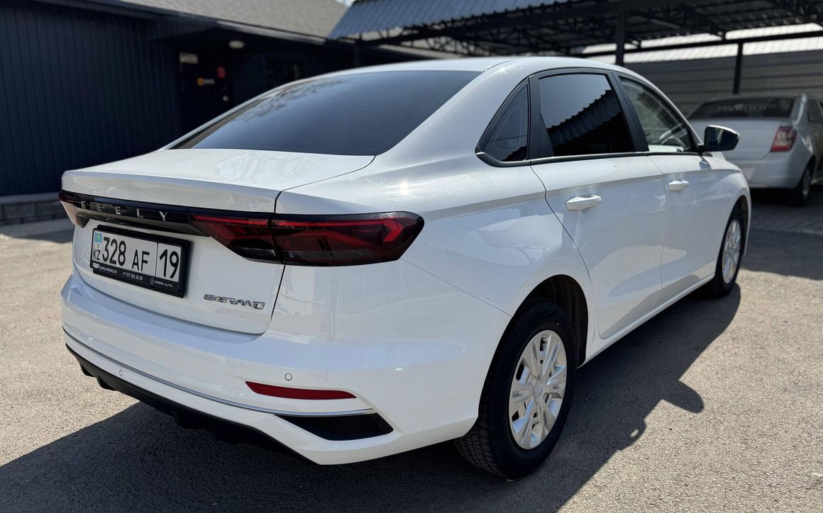 Geely Emgrand - image 8