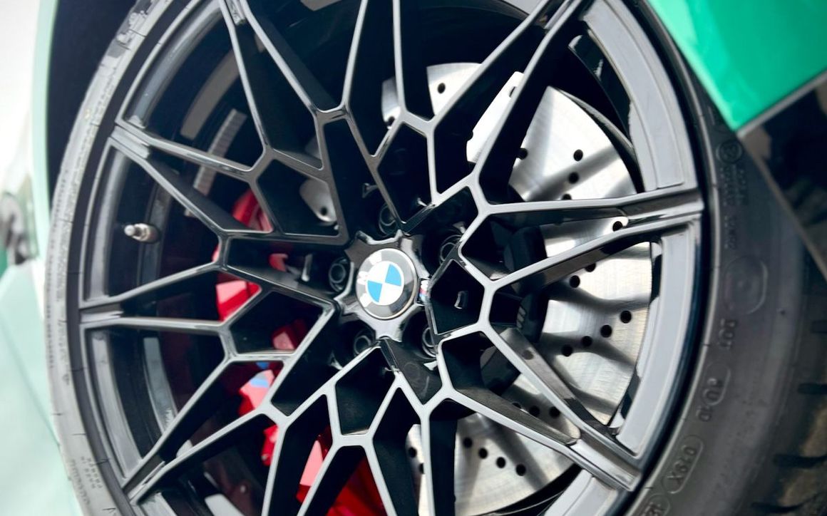 BMW M4 Competition - image 9