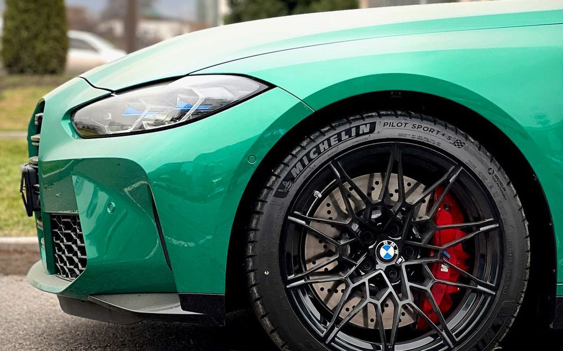 BMW M4 Competition - image 6