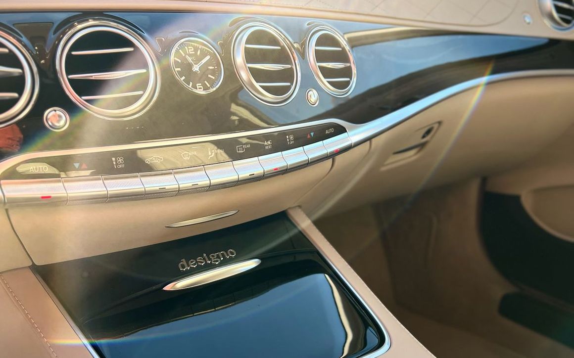 MERCEDES BENZ S63 AMG - image 13