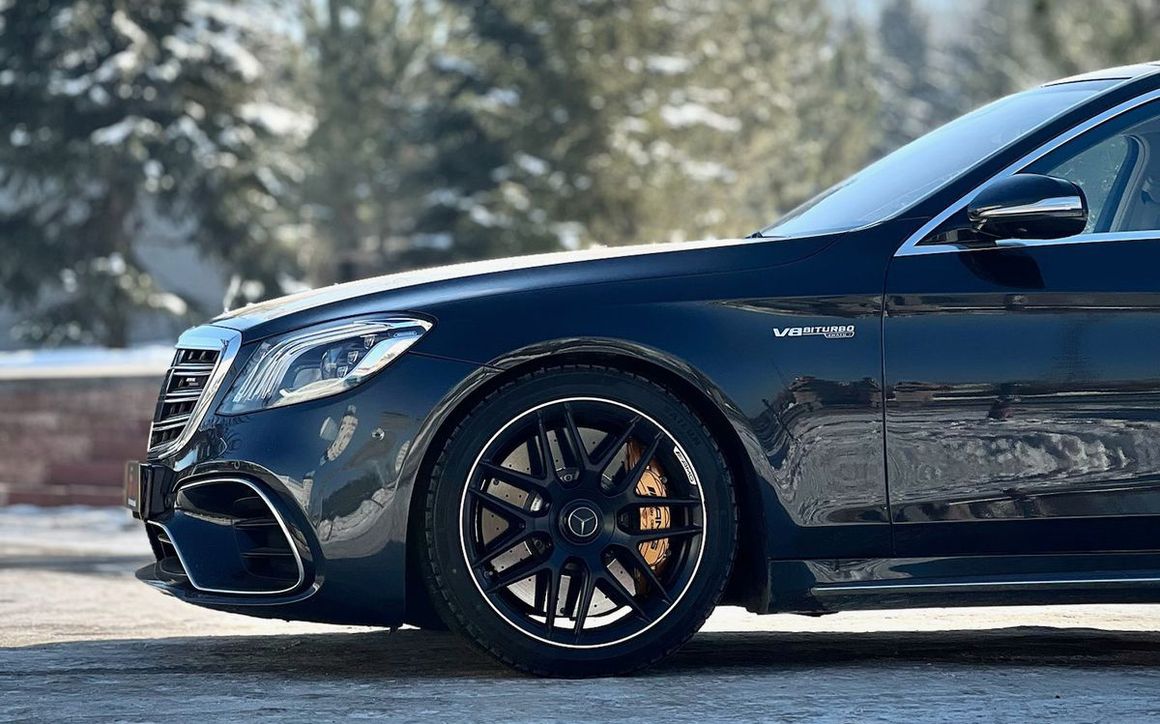 MERCEDES BENZ S63 AMG - image 6