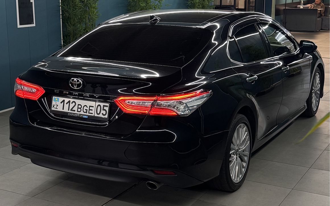 Tayota Camry 70 - image 4