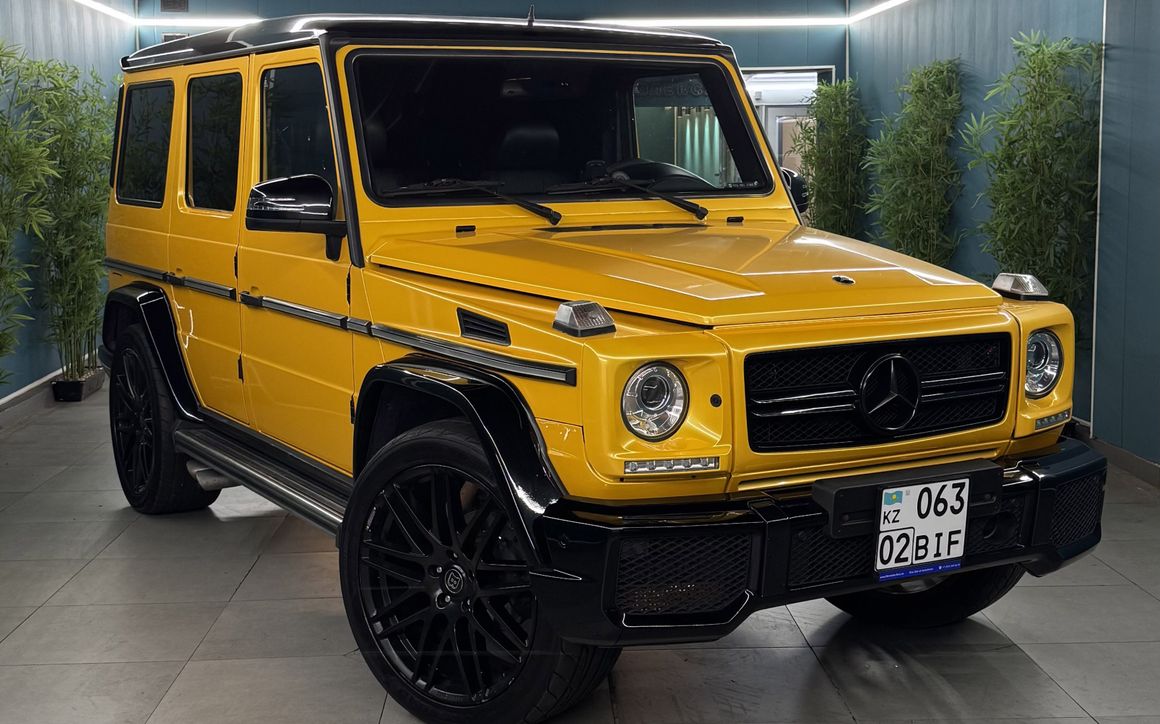 Mercedes benz G550 - image 1