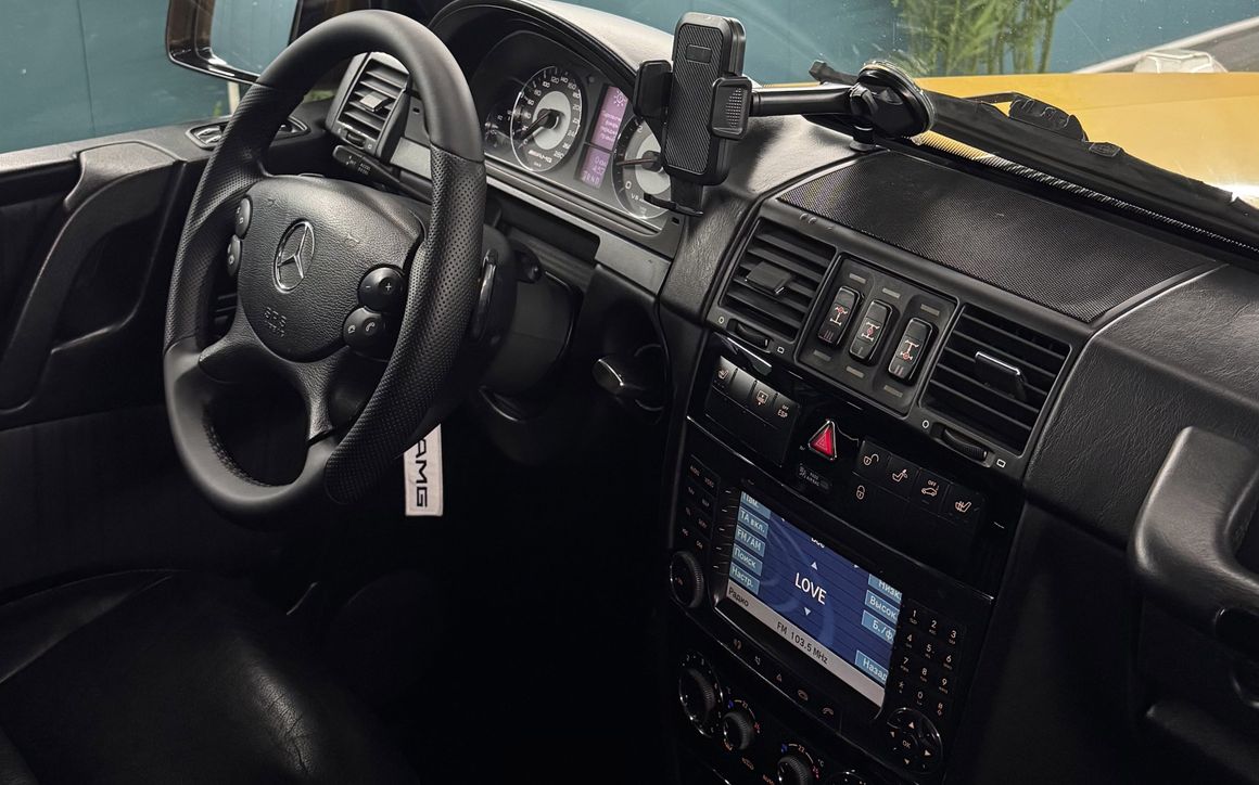 Mercedes benz G550 - image 4