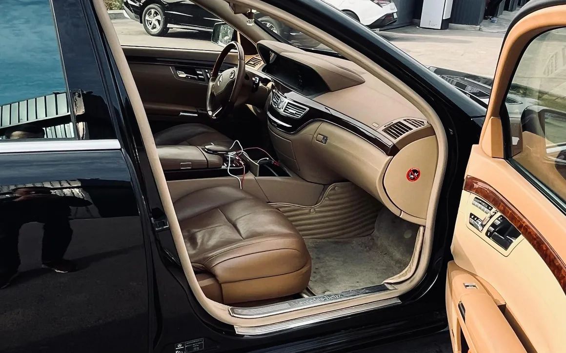 Mercedes benz 221 - image 7