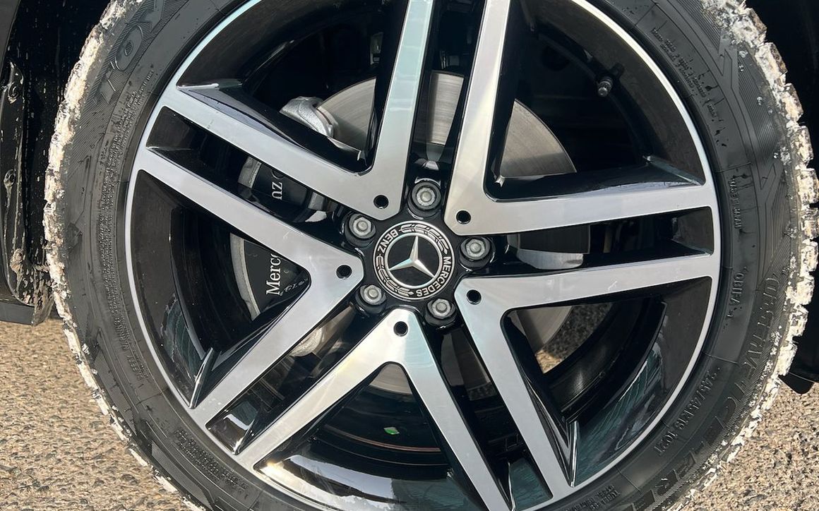 MERCEDES BENZ V-CLASS  Extra Long - image 6
