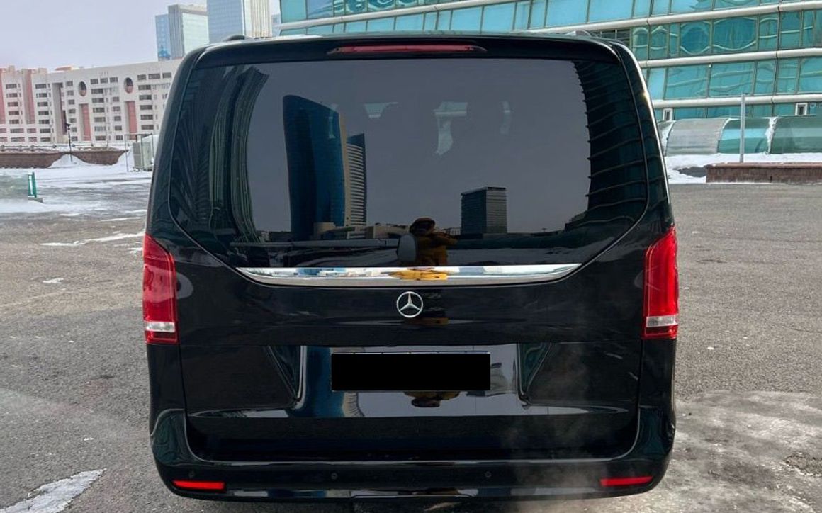 MERCEDES BENZ V-CLASS  Extra Long - image 5