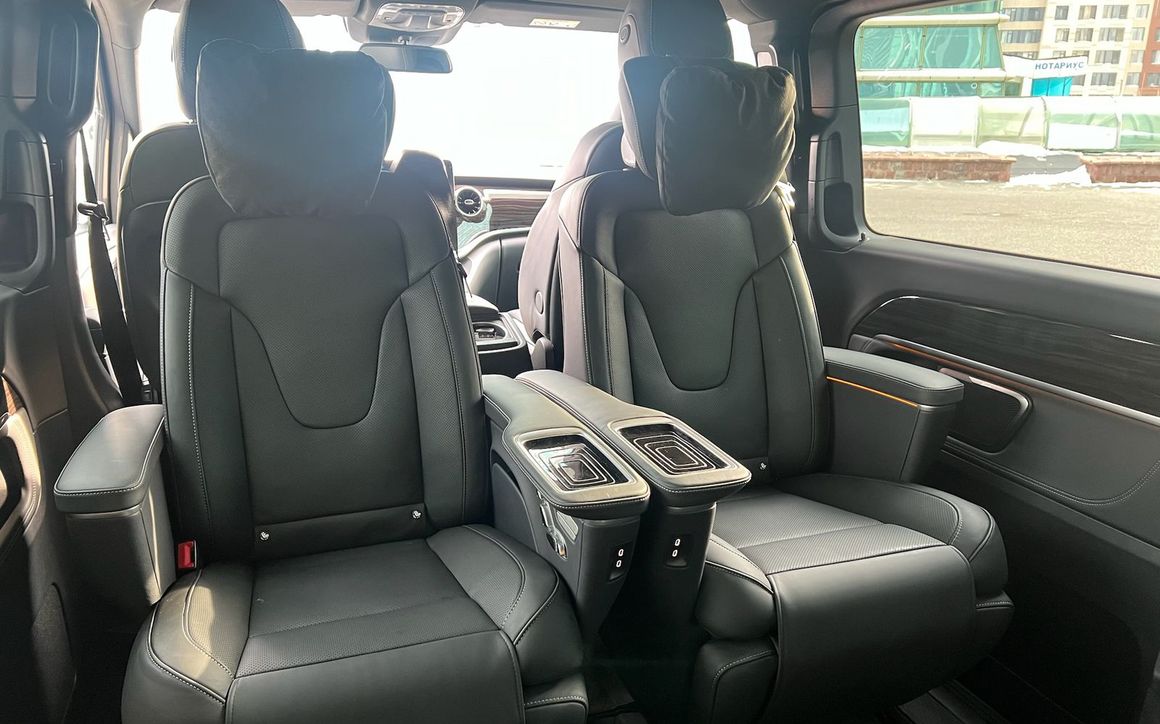 MERCEDES BENZ V-CLASS  Extra Long - image 8