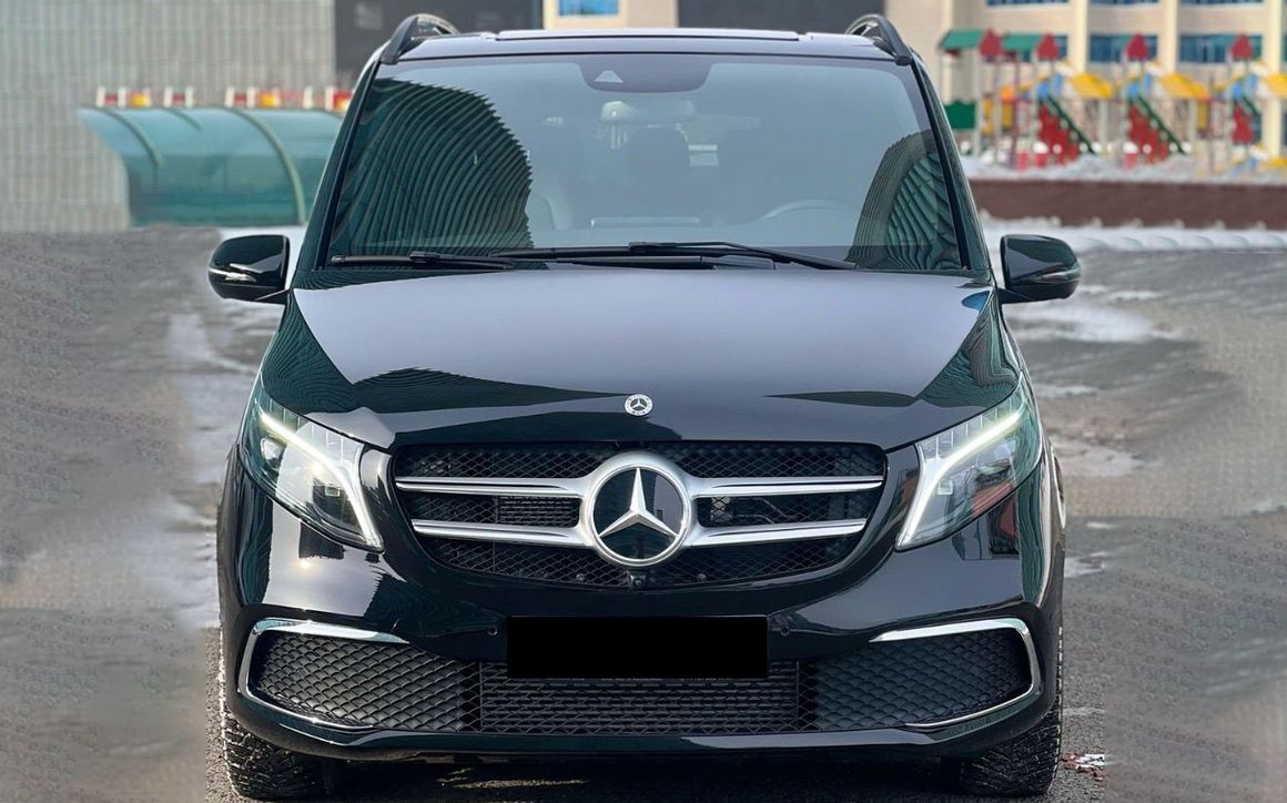 MERCEDES BENZ V-CLASS  Extra Long - image 3