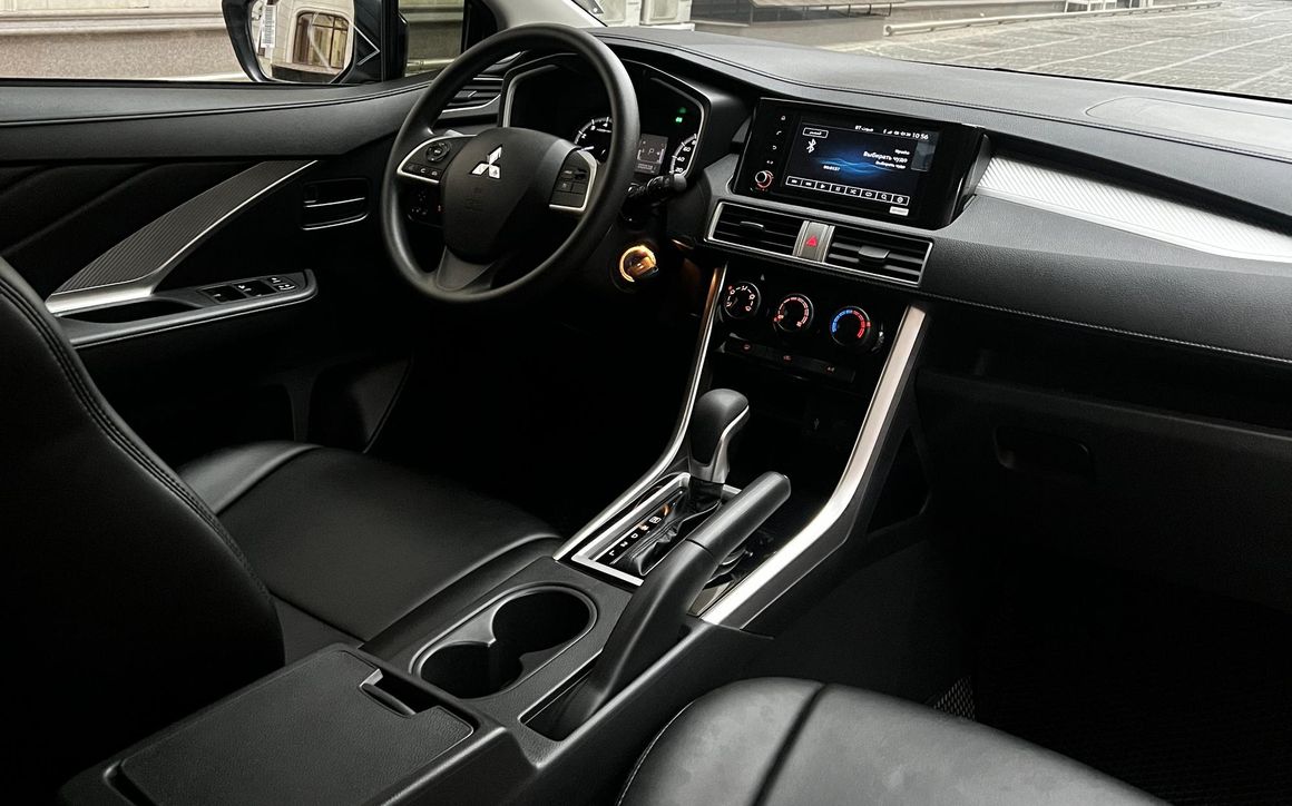 MITSUBISHI XPANDER - image 7