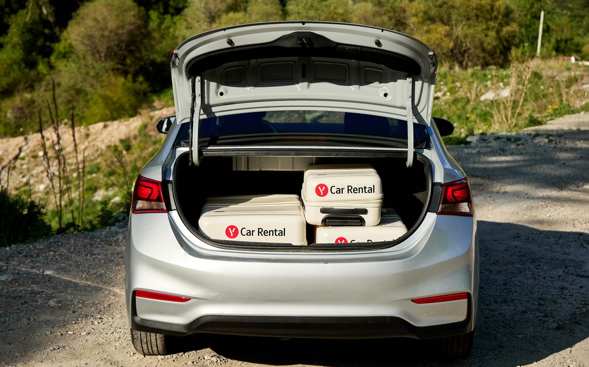 Hyundai Accent - image 8