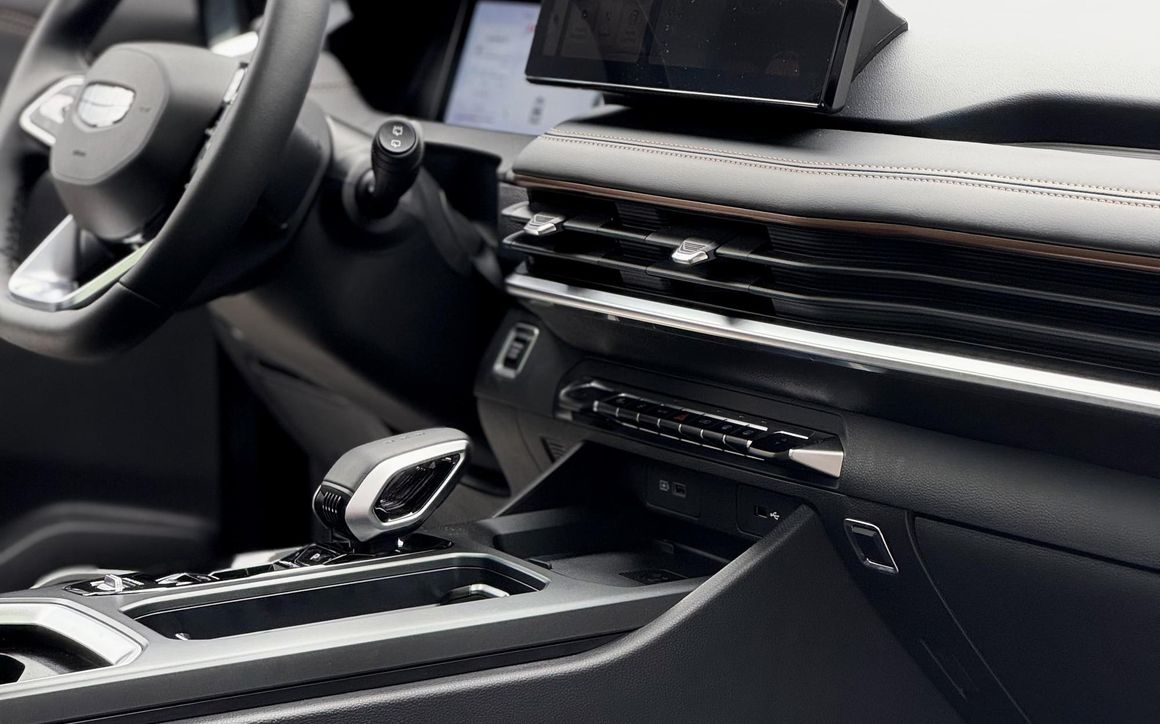 Geely Akkavango - image 6