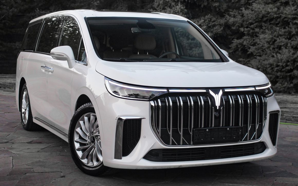 Voyah Dream - image 3