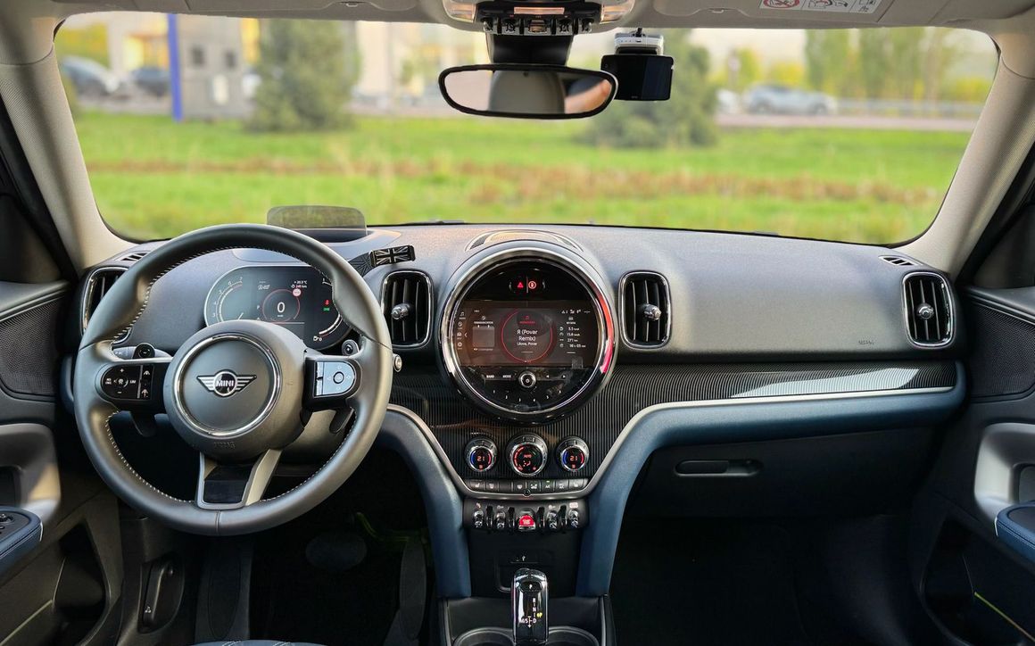 MINI COOPER S - image 12