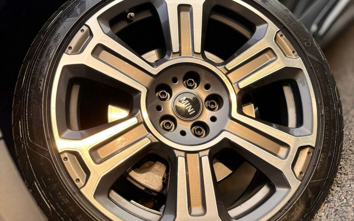 MINI COOPER S - image 9