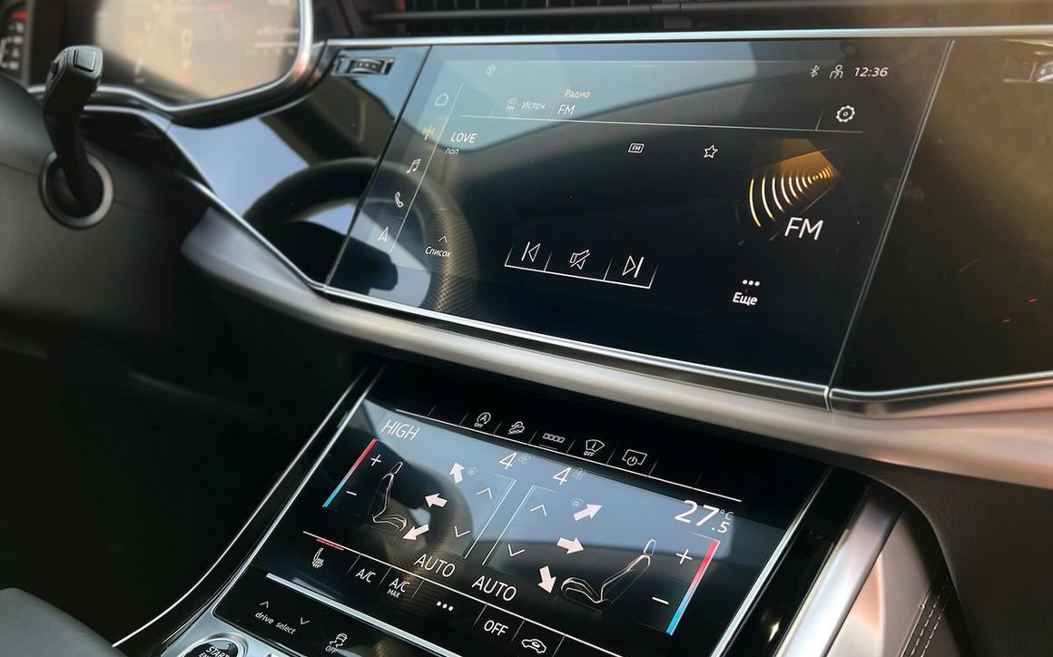 AUDI Q8 S-Line - image 12