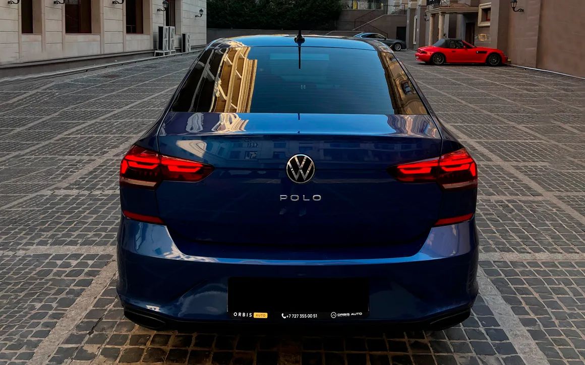 VOLKSWGEN POLO - image 4