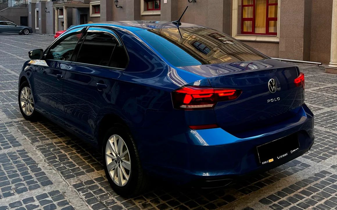 VOLKSWGEN POLO - image 3