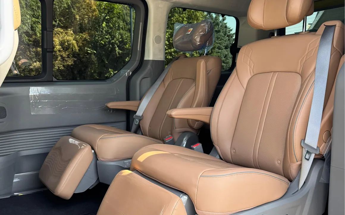 Hyundai Staria - image 7