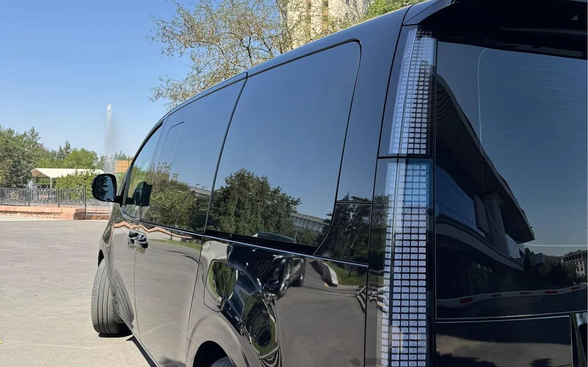 Hyundai Staria - image 4