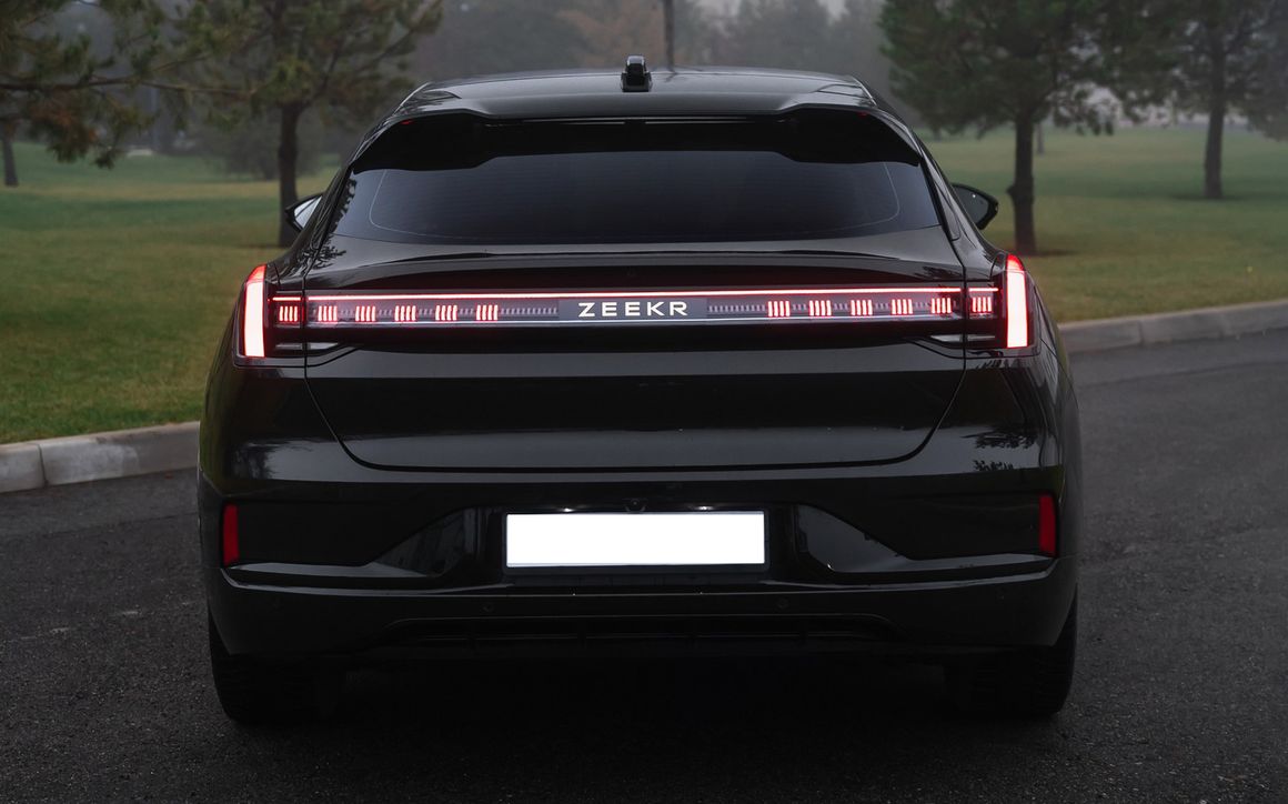 Zeekr 001 - image 4