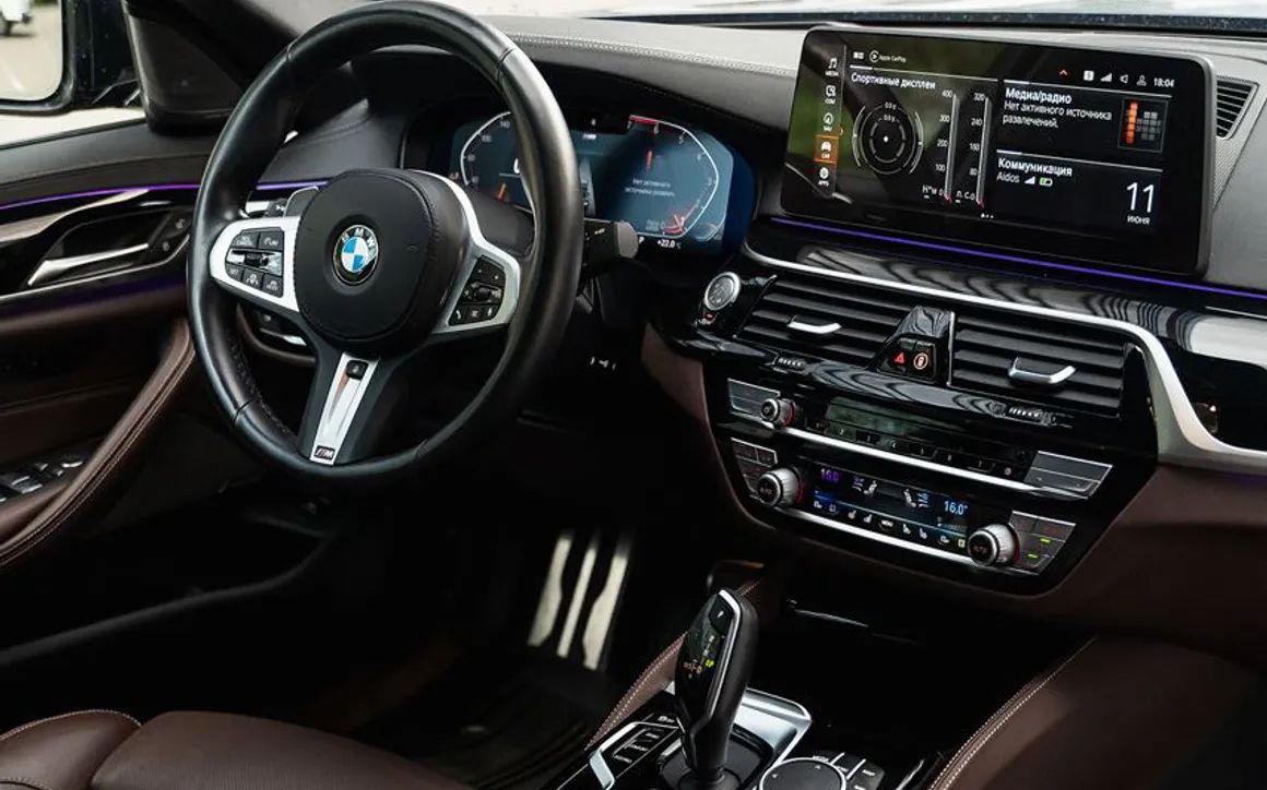BMW 530I 2023 - image 5