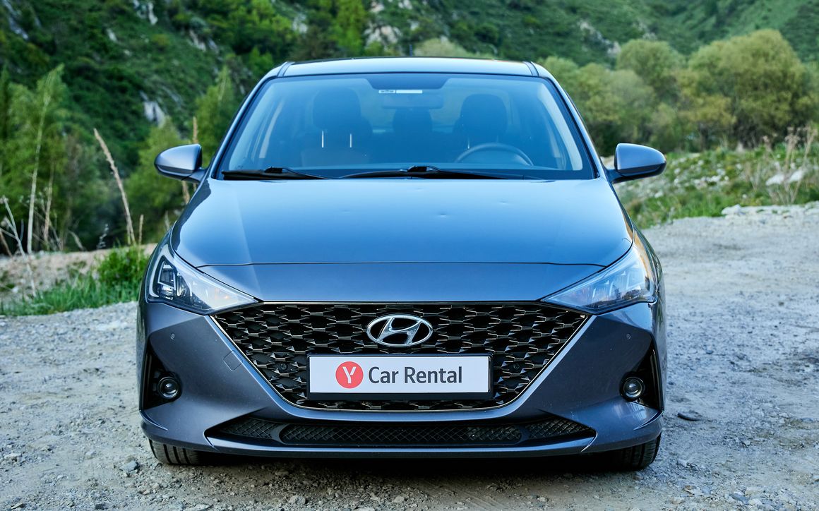 Hyundai Accent - image 3