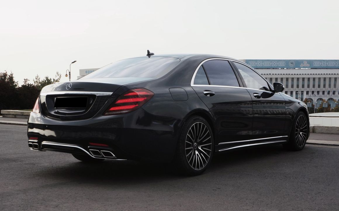 Mercedes Benz S400 - image 6