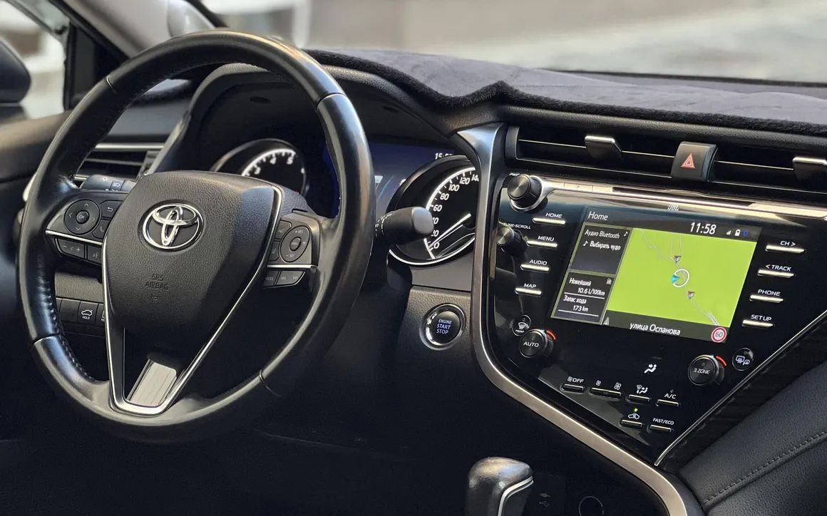 TOYOTA CAMRY - image 7