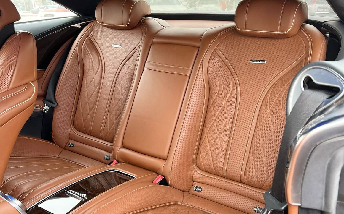 MERCEDES BENZ S63 AMG Coupe - image 8