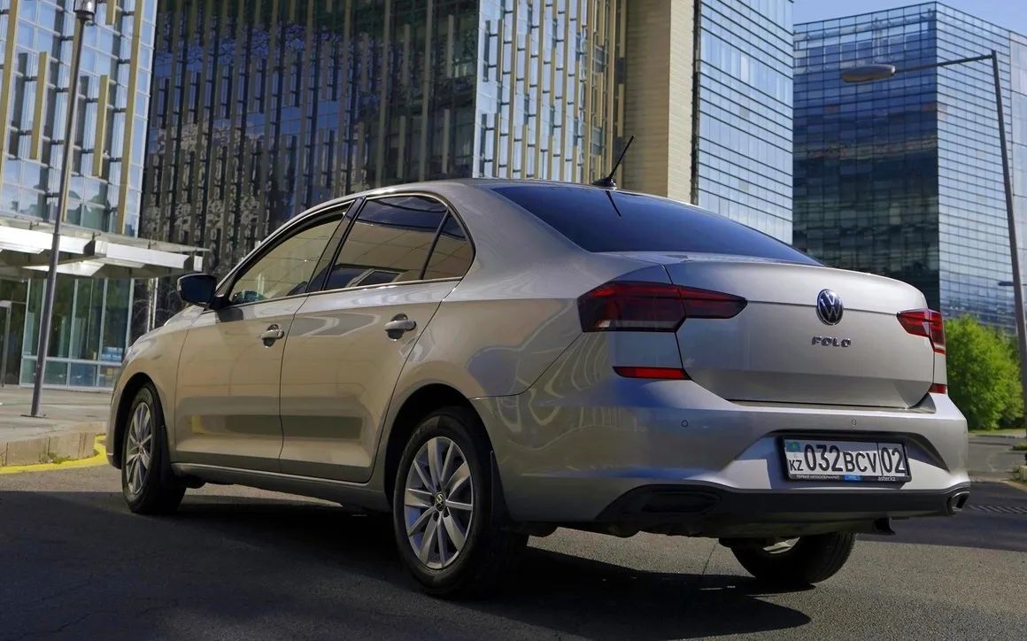 Volkswagen Polo - image 3