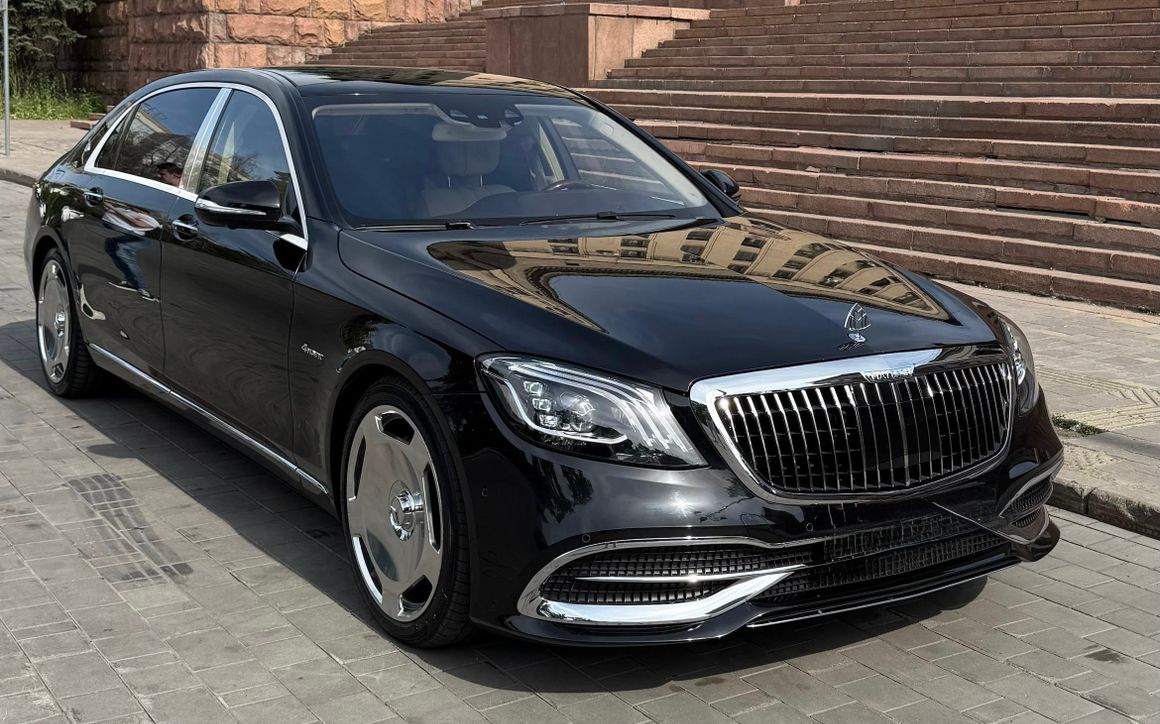 Mercedes-Benz S500 Maybach - image 2