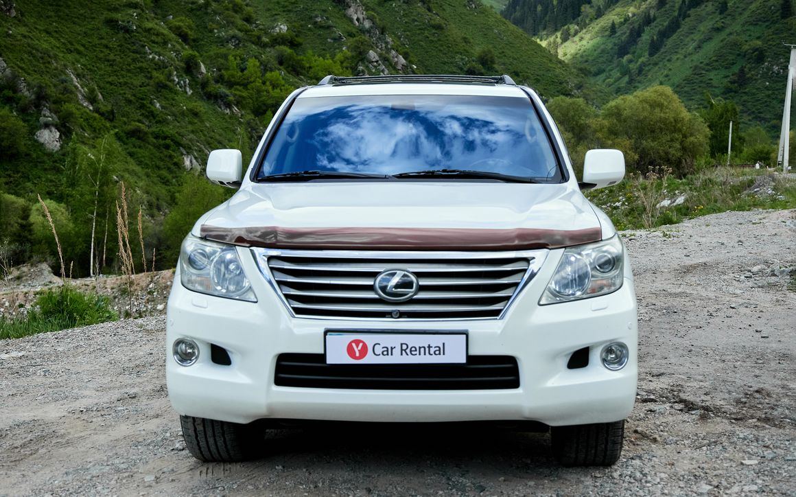 Lexus LX570 - image 3