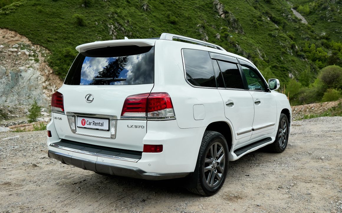 Lexus LX570 - image 5